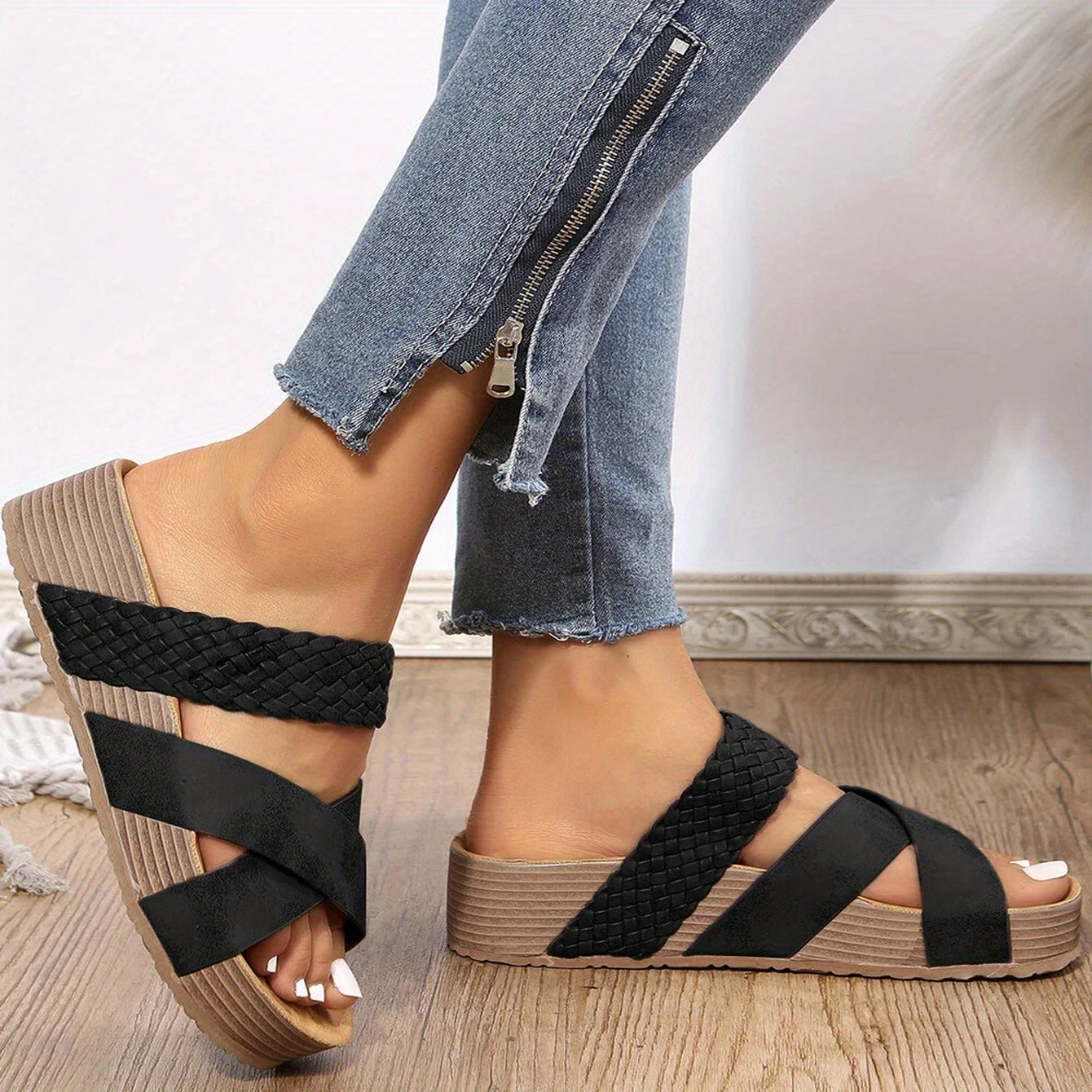 Michalash | Gevlochten Detail Criss Cross Slippers